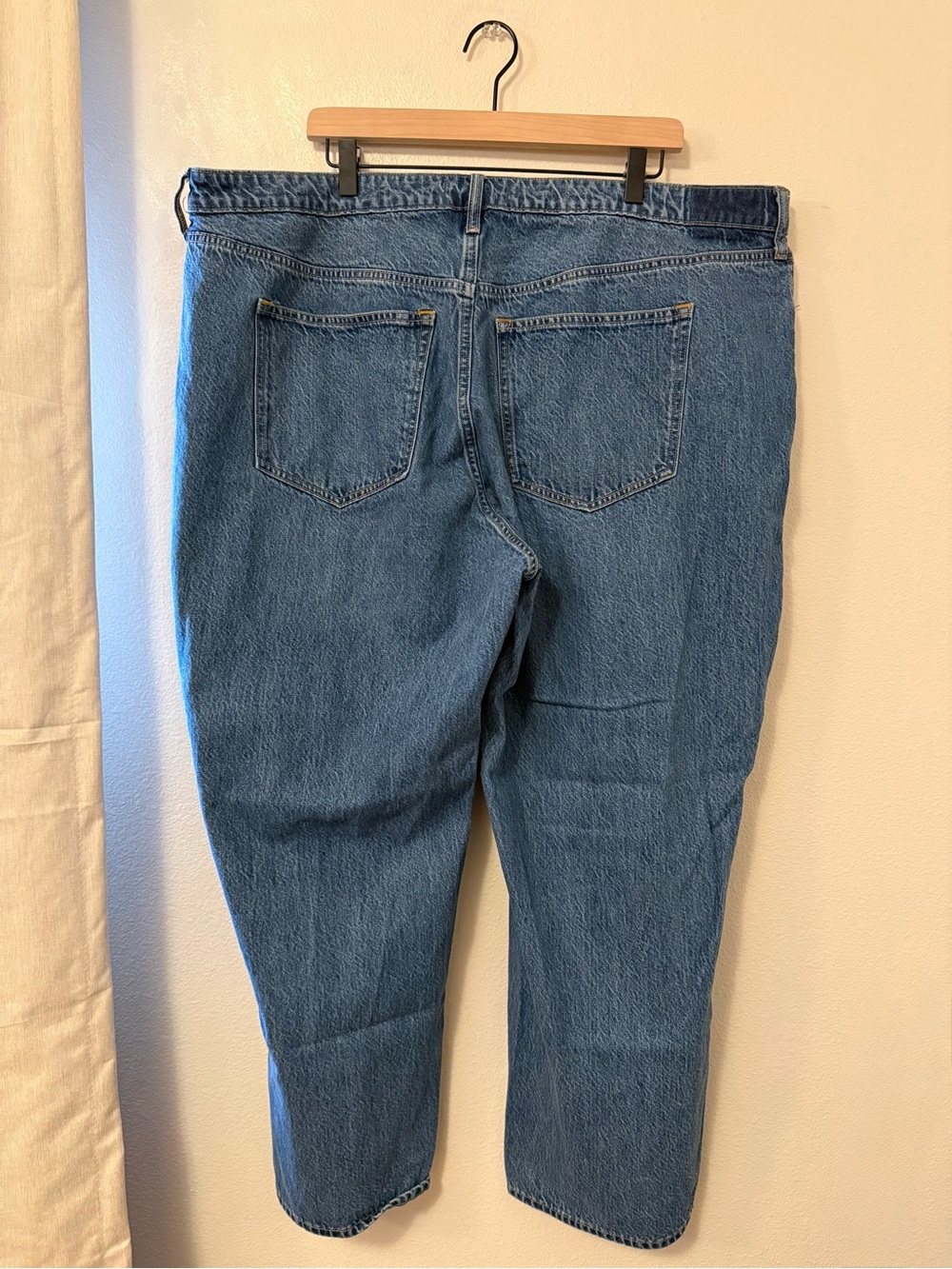 Abercrombie & Fitch Curve Love High Rise Loose Jeans - Picture 4 of 4